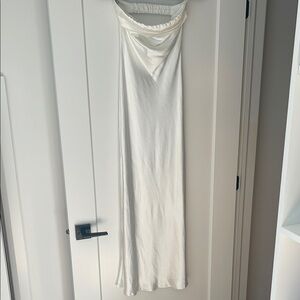 Elegant White Maxi Dress